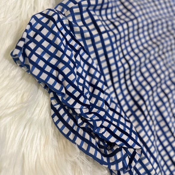 EUC. Postmark 9-H15 {Anthro} Blue + White Checked V-Neck Wrap Blouse Top | Small - Picture 4 of 13